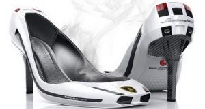 Дизайнер представил эксклюзивные женские шпильки от Lamborghini Дизайнер представил эксклюзивные женские шпильки от Lamborghini