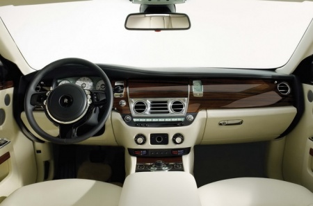 Самый маленький Rolls-Royce 200EX