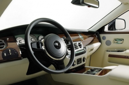 Самый маленький Rolls-Royce 200EX