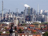 В Рейн попало 10 тонн химических отходов