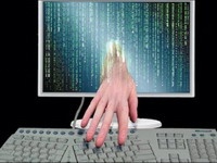 Крупнейшие почтовые сайты подверглись атаке хакеров 