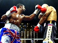 Дэвид Хэй победил Николая Валуева в бою за титул WBA