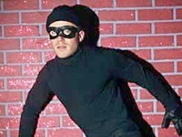 В Киеве у супружеской пары вырвали из рук 350 тысяч долларов