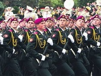 Двух гвардейцев Ющенко осудили за издевательства над солдатами