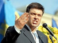 Президенту Украины предложили поддержать на выборах Тягнибока
