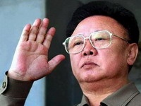 Ким Чен Ир запретил трансляцию матчей ЧМ-2010 по футболу Ким Чен Ир запретил трансляцию матчей ЧМ-2010 по футболу