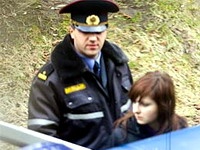 Белорусов арестовали за глумление над портретом усатого человека