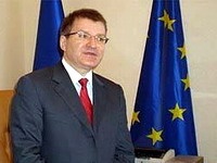 Украина попросила у МВФ экстренный кредит