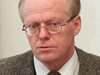 Имущество бывшего премьера Латвии арестовано за долги