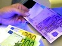 Число фальшивых купюр в Германии выросло на треть