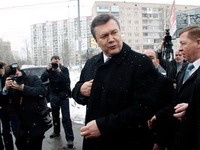 Янукович собрался в тур по Украине
