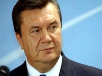 Янукович зарезервировал Майдан на месяц вперед