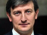 Романчук: в 2010 году в экономике будут надуваться новые пузыри Романчук: в 2010 году в экономике будут надуваться новые пузыри