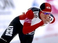 Голландский конькобежец выиграл в забеге на 5000 метров с новым олимпийским рекордом