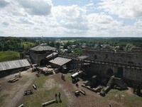 В Эстонии открыты вакансии алхимика и сборщика податей
