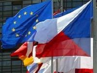 Члены Еврогруппы подписали план спасения еврозоны Члены Еврогруппы подписали план спасения еврозоны
