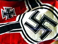 Литовская таможня задержала флаги со свастикой