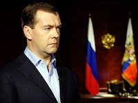 Медведев посоветовал Лукашенко переключиться на проблемы Беларуси
