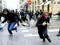 Убытки от забастовок во Франции превысили миллиард евро Убытки от забастовок во Франции превысили миллиард евро
