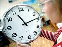 Беларусь переходит на зимнее время