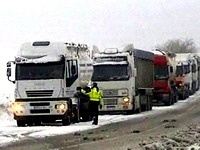 Снегопады создают хаос в Европе