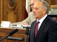 Президент Латвии отказался поддержать новую коалицию Президент Латвии отказался поддержать новую коалицию