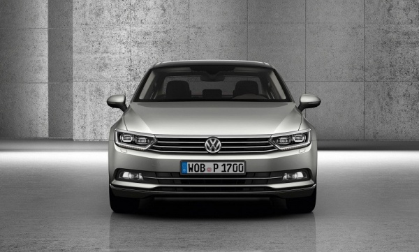 Volkswagen представил Passat нового поколения - VW Passat B8