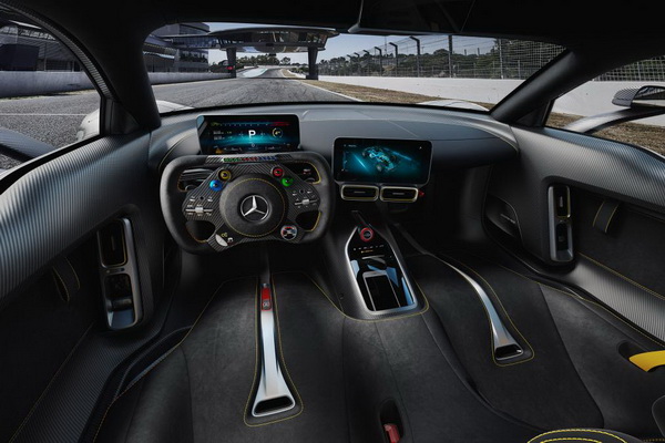 Гиперкар Mercedes-AMG Project ONE проходит последние тесты Гиперкар Mercedes-AMG Project ONE проходит последние тесты