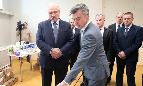 Лукашенко: «Нас раком поставили по углеводородам!» Лукашенко: «Нас раком поставили по углеводородам!»