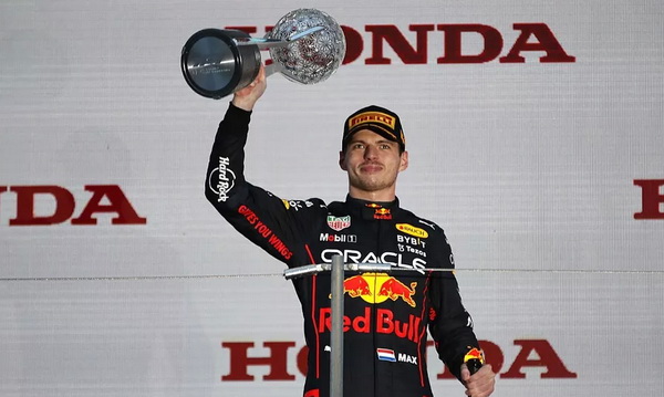 Ферстаппен второй год подряд стал чемпионом «Формулы-1»