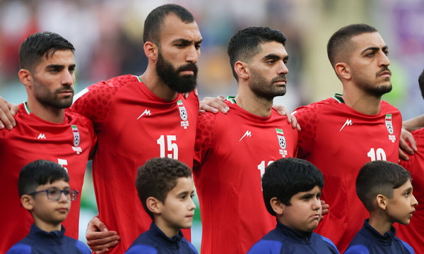 Футболисты сборной Ирана отказались петь гимн перед матчем чемпионата мира
