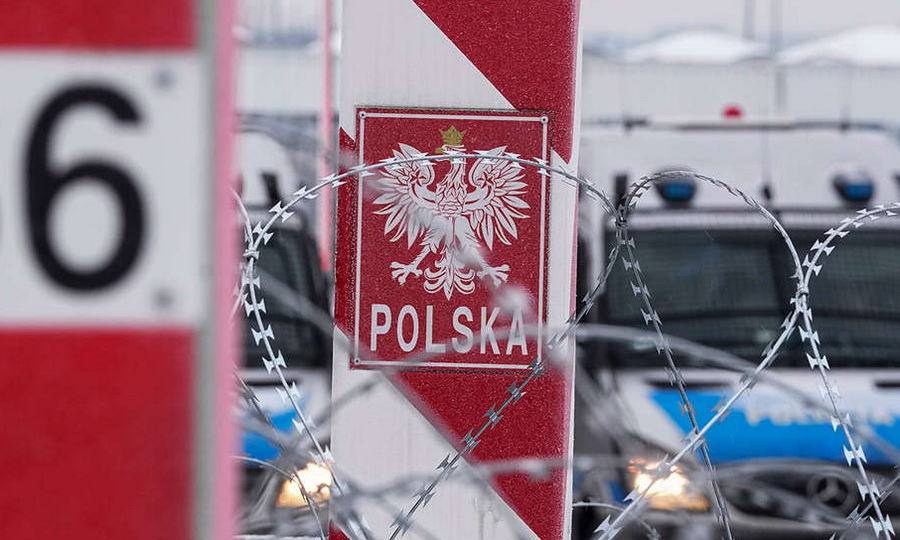 Польша построит 70-метровые башни на границе с Беларусью