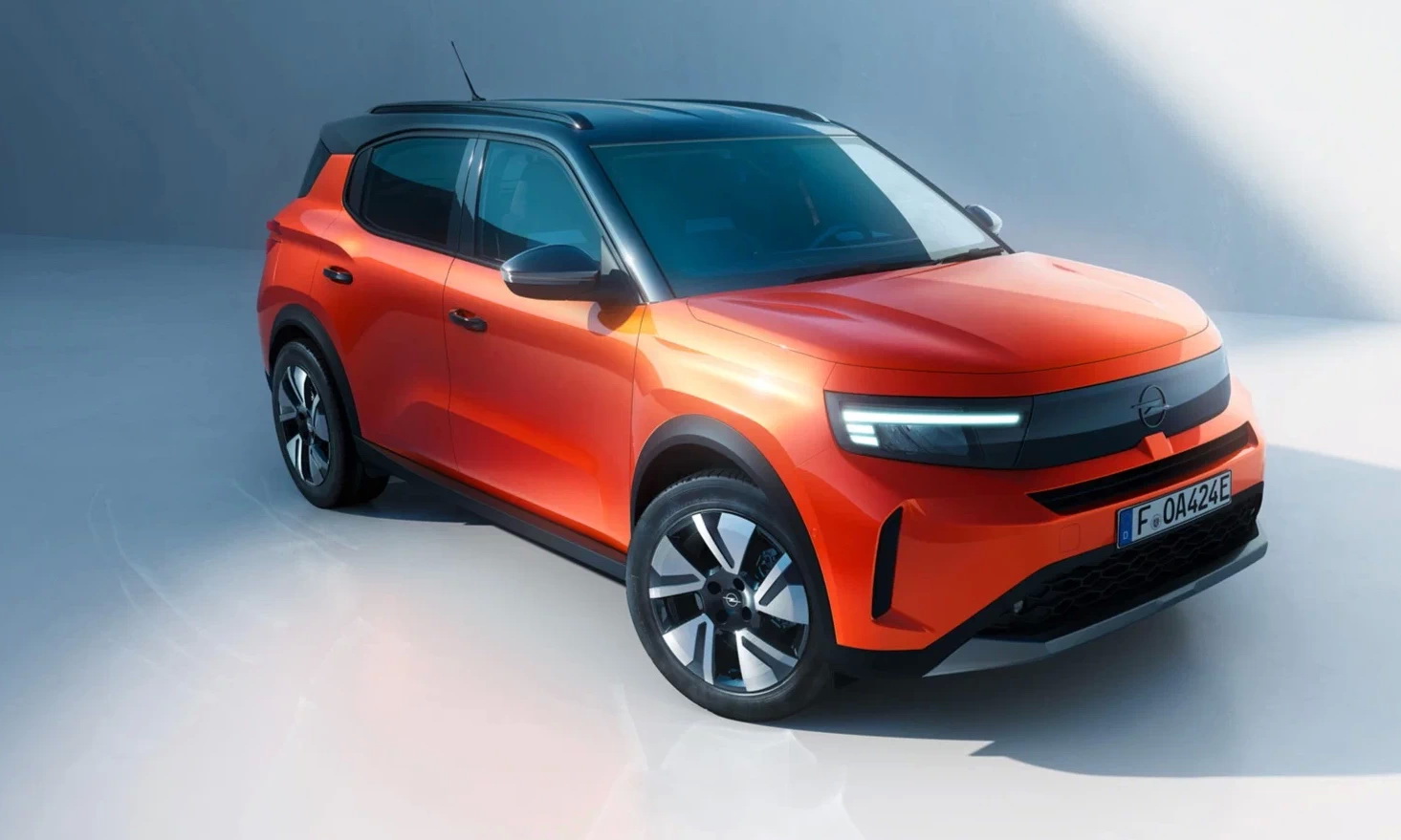 Opel Frontera: теперь это компактный кроссовер с электромотором