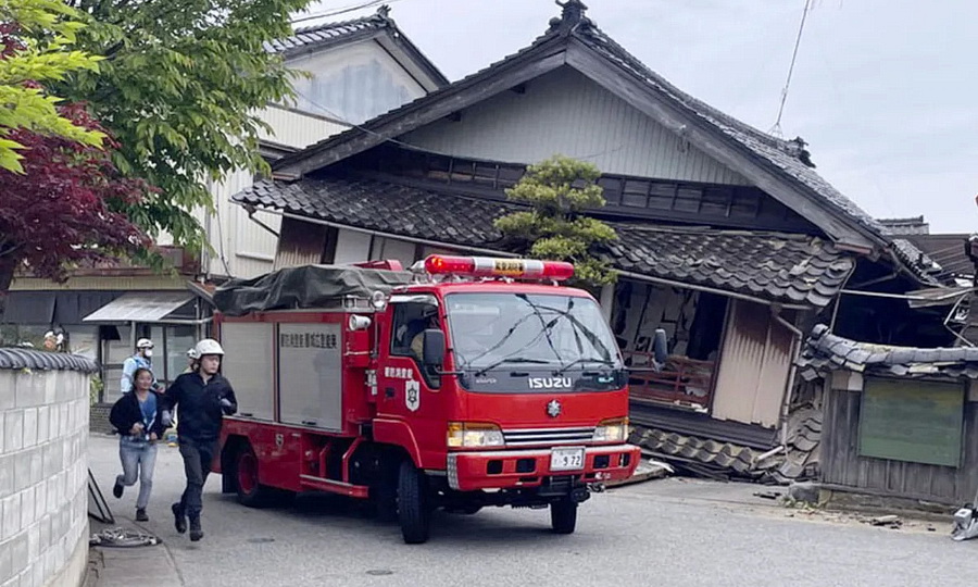 На юге Японии произошло мощное землетрясение магнитудой 7,1