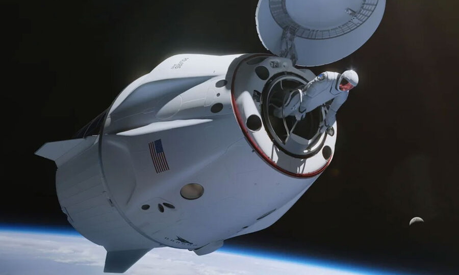 SpaceX отправит людей на орбиту высотой 1400 км