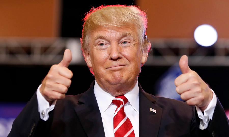 Трамп: Бог спас меня, чтобы я мог спасти Америку и мир