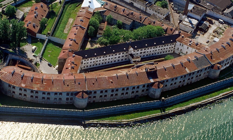 Эстонские тюрьмы готовы принять заключённых из других стран