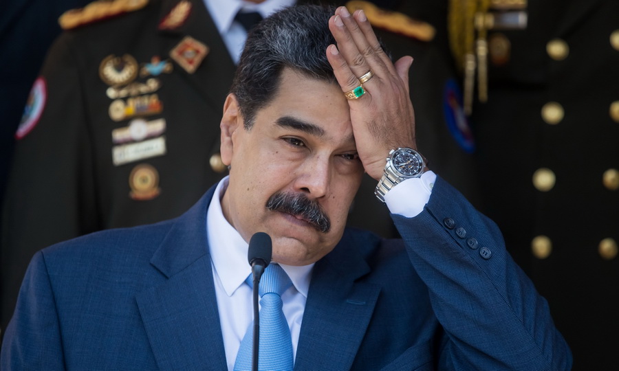 США арестовали самолет Мадуро