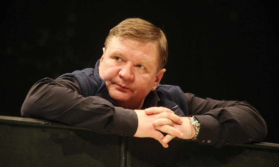 Умер актёр Роман Мадянов