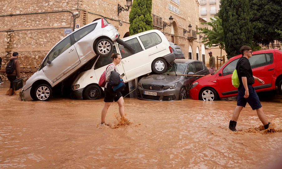 Более 150 человек погибли в результате наводнений в Испании